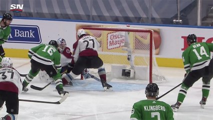Pavel Francouz robs Joe Pavelski with his paddle