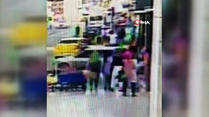 Üniversiteli kızın cüzdanını çalan yankesiciler kamerada