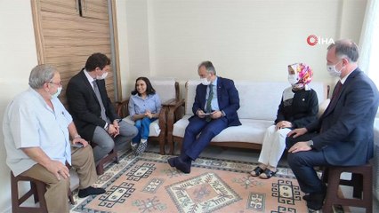 Başkan Aktaş’tan engelli yazar Zehra’ya tebrik