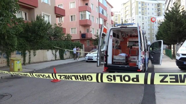 Pendik’te ambulans şoförünün silahlı saldırıya uğradığı anlar kamerada