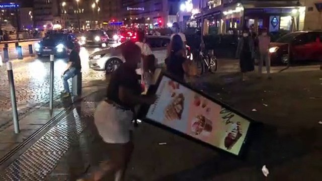 Fermetures des bars et restaurants et port du masque : des contrôles et du monde hier soir au Vieux-