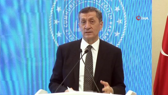 Bakan Selçuk, Öğretmen Yetiştirme ve Geliştirme Genel Müdürlüğü ile CİSCO Network Akademi iş birliğinde düzenlenen mesleki gelişim programına katıldı