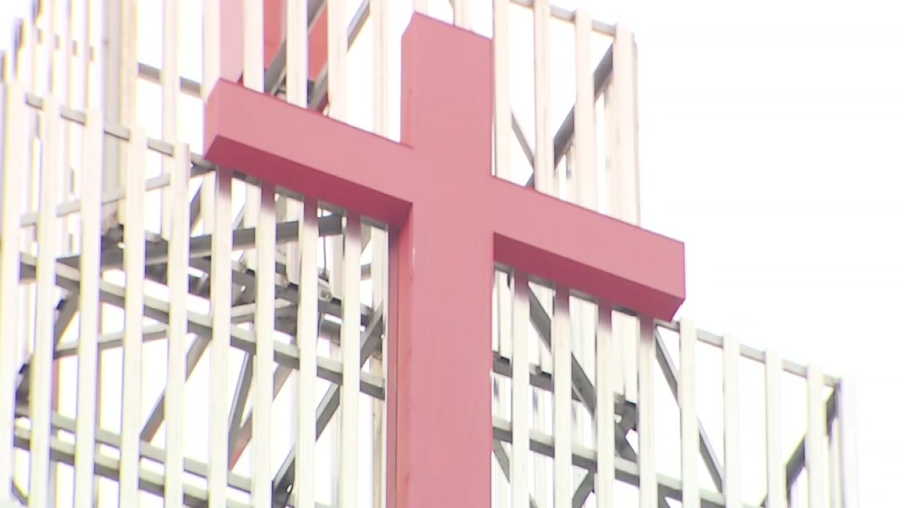 [뉴있저] "대면 예배 금지가 종교 탄압?"...사실은? / YTN