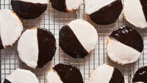Making Black & White Cookies At Home Will Make You Feel Like A Master Baker