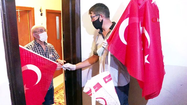 Büyükşehir 30 Ağustos için Antalya’yı Türk bayrağı ile donatıyor