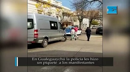 En Gualeguaychú la policía les hizo un piquete a los manifestantes