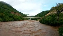 Crecida de río Motagua alarma a pobladores