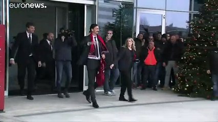 Ibrahimovic: Nunca se é velho para ganhar 7 milhões