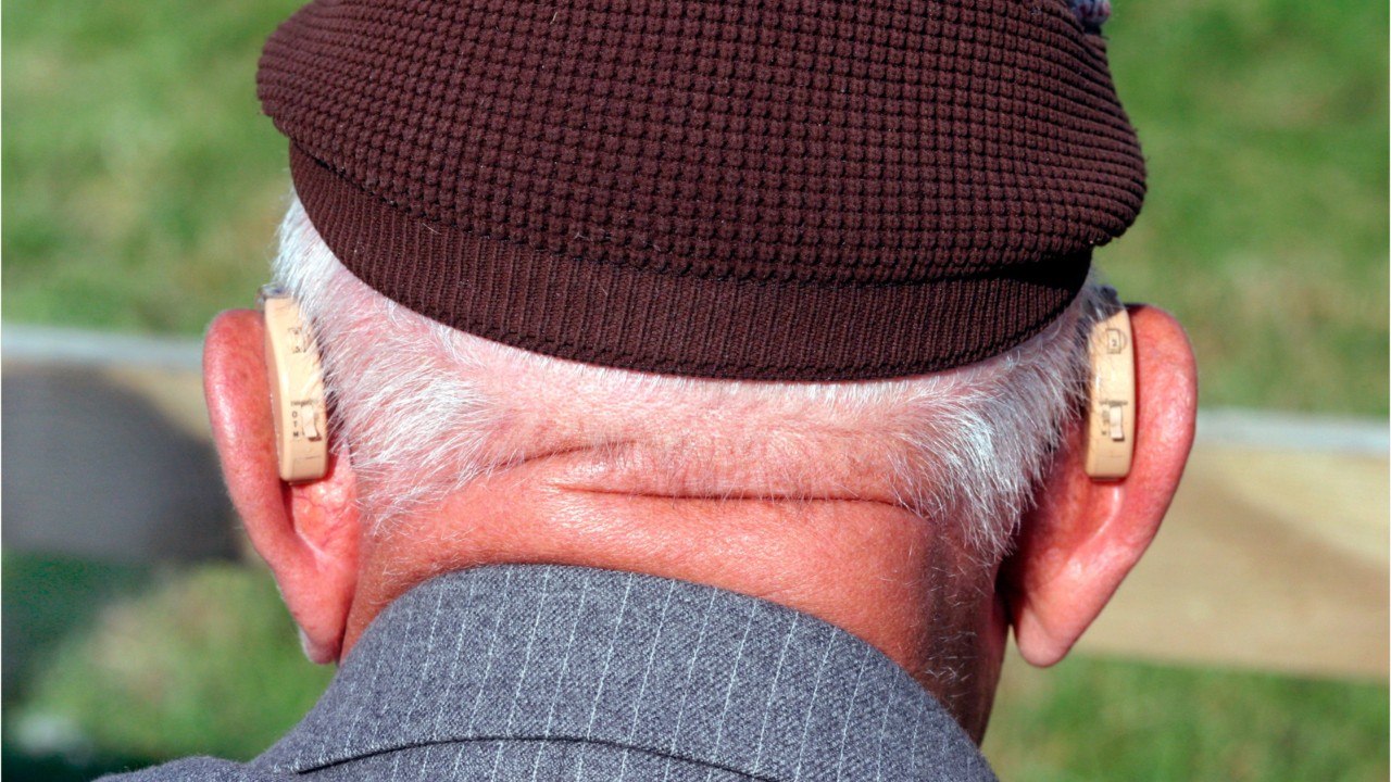 Cochlear implants improve hearing in older adul...
