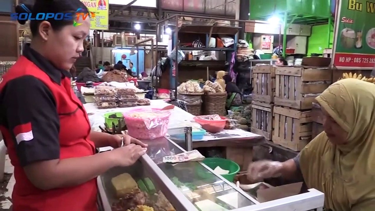 Lenjongan Bu Rubi, Makanan Khas Solo Langganan Presiden Jokowi