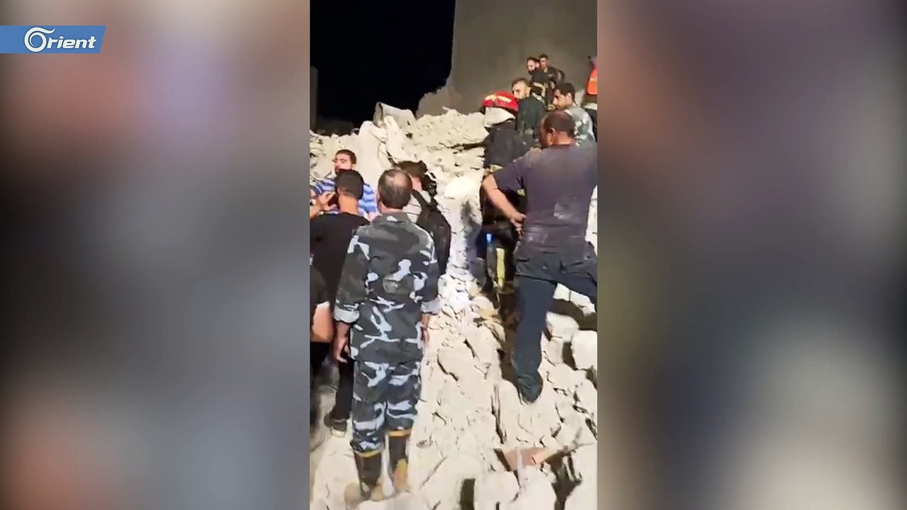 4 قتلى بانهيار مبنى سكني في حلب
