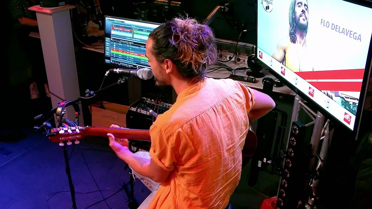 Flo Delavega en live et en interview dans #LeDriveRTL2