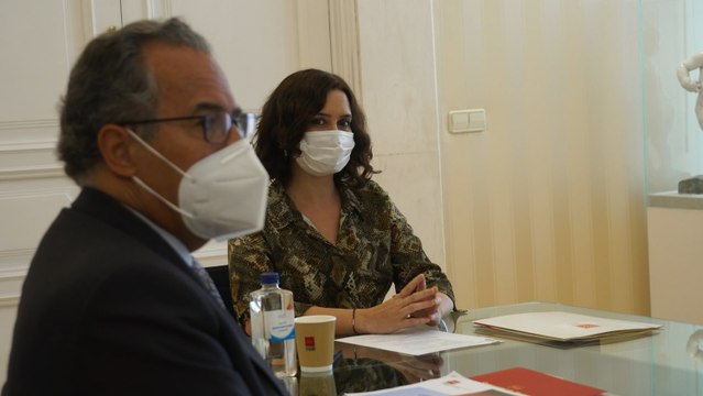 Ayuso se reúne con Gabilondo para tratar 'la vuelta al cole'