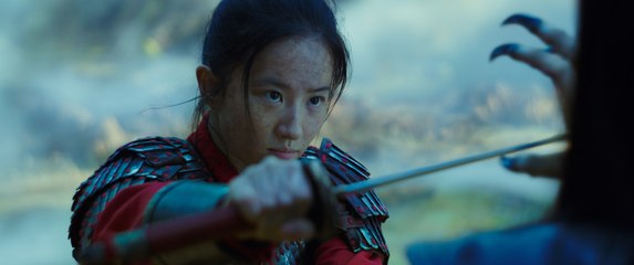 Mulan: Yifei als Mulan English Englisch (2020)