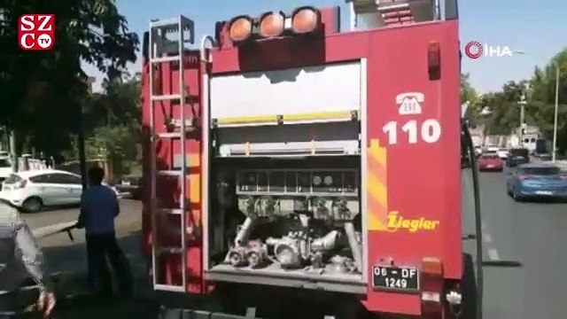 Başkent'te Protokol yolunda kontrolden çıkan beton mikseri devrildi