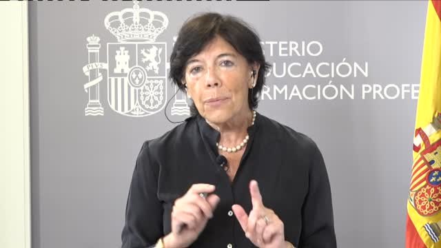 Isabel Celaá se defiende de las críticas en Educación: No se ha llega tarde, hay demasiada alarma social
