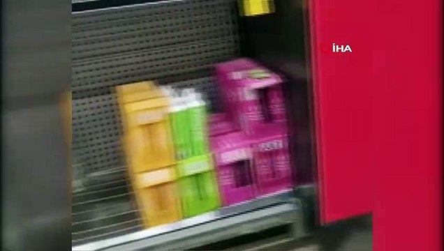 - Avustralya'da şiddetli fırtınanın ardından içme suyu krizi- Halk marketlere hücum etti, içme suyu kalmadı