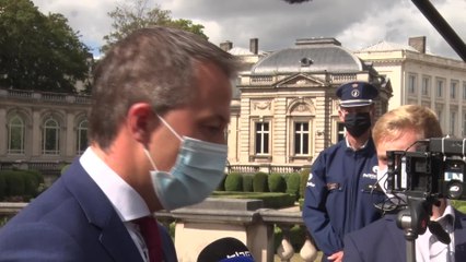 La mission d'Egbert Lachaert est prolongée