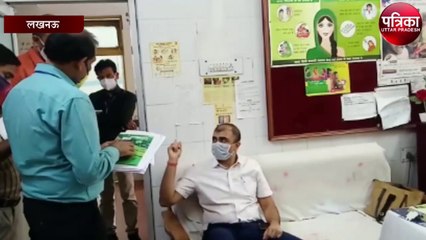 DM Abhishek Prakash ने अस्पतालों के किया निरीक्षण