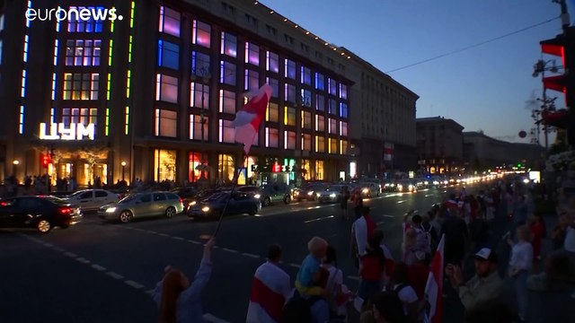 Украина приостановила дипломатические контакты с Беларусью