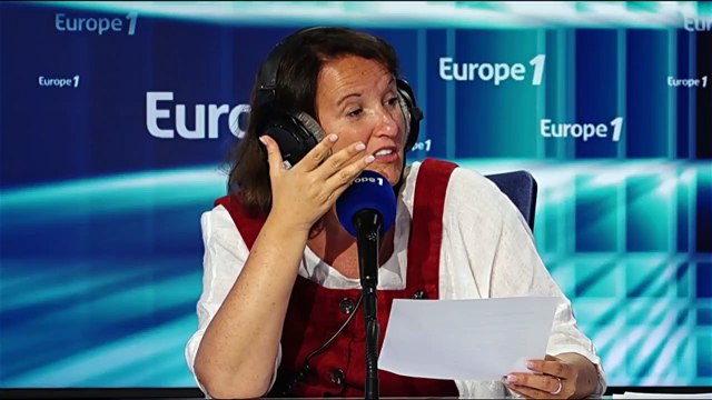 Comment le décès de la mère d'Arielle Dombasle a marqué sa relation aux autres femmes