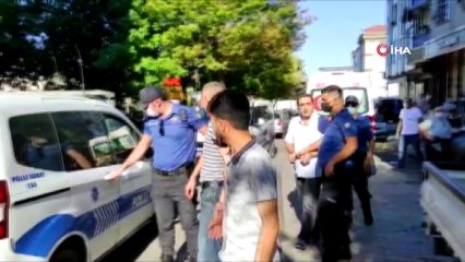 Aynı evde kalan beş kişi kavga etti: 1 ölü, 1 yaralı