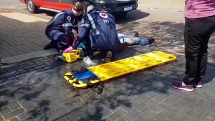 Télécharger la video: Motociclista fica ferido ao bater com carro no Pioneiros Catarinenses