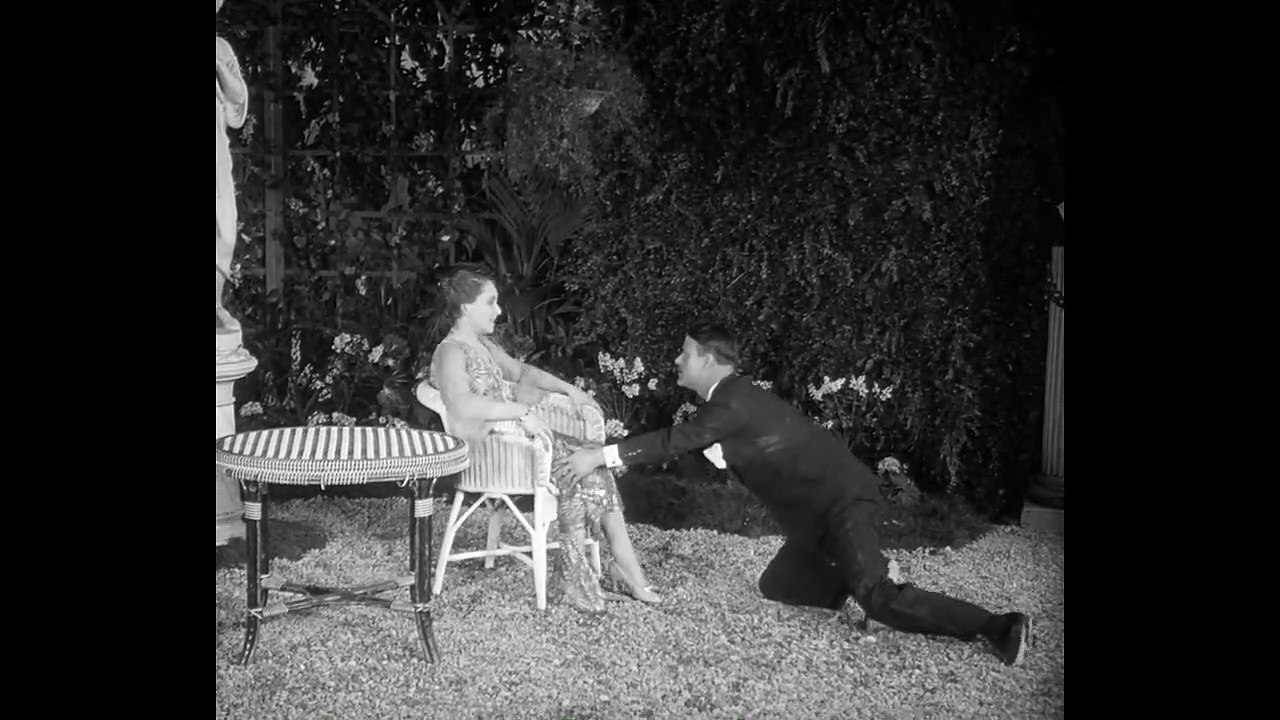 L'Age D'Or - hand scene