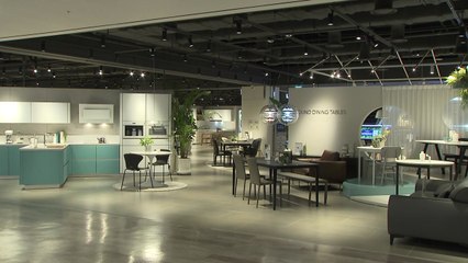 코로나 국면 가정용 가구 '활짝'... 사무실용은 '시들' / YTN