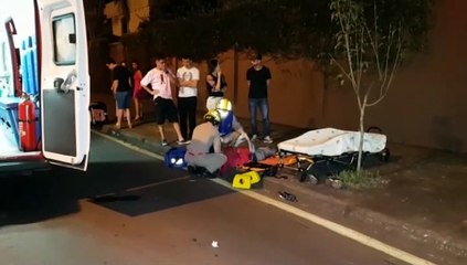 Motociclista é socorrido após forte colisão na Rua Paraná
