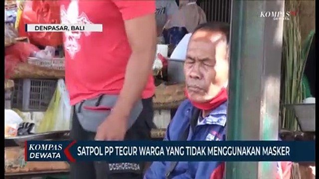 Satpol PP Tegur Warga Yang Tidak Pakai Masker