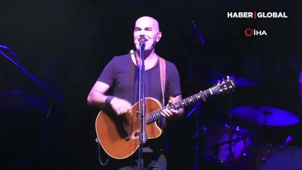 Yüksek Sadakat 'Arabada konser'le 30 Ağustos'u kutladı