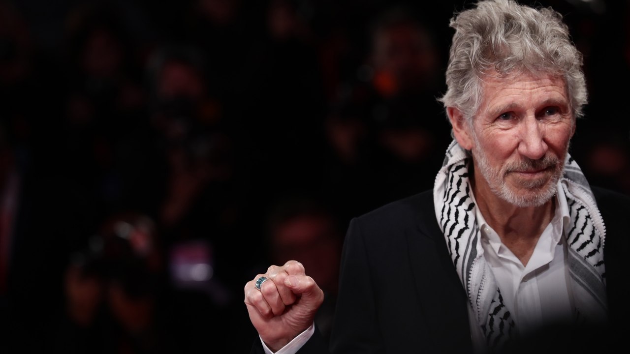 Roger Waters: We're weakened by neoliberal economic policies | Talk to Al Jazeera