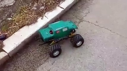 Moster Truck RC - Put in motion the GS21 r of my Kyosho Mad Force (Armour)