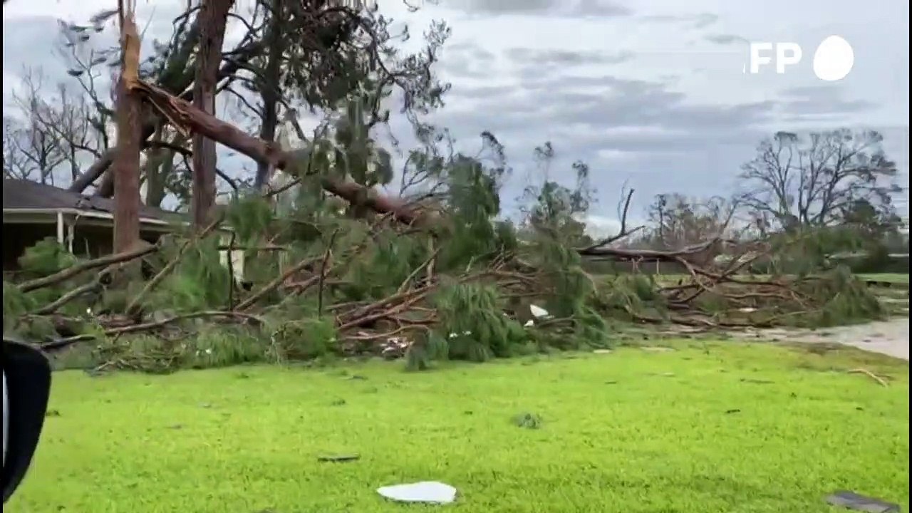 Zahl der Toten durch Hurrikan 'Laura' in den USA steigt auf mindestesn 14