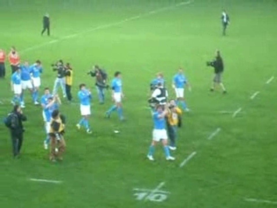 Sei Nazioni Rugby Giocatori salutano i 30.000 del Flaminio