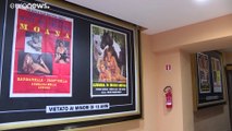 Ambasciatori, l'ultima cinema a luci rosse di Roma lotta per la sopravvivenza