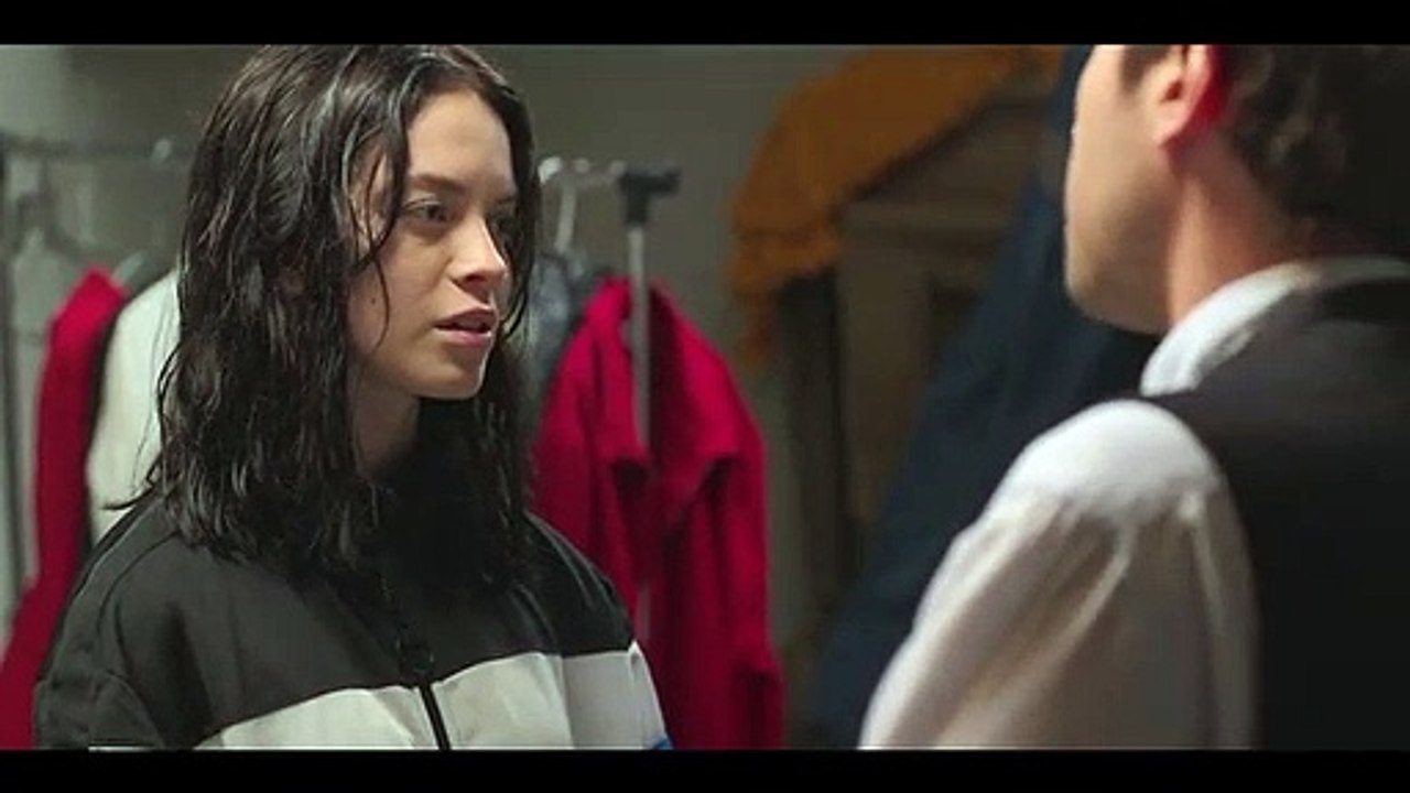 Control Z   Kiss Scene (Yankel Stevan and Ana Valeria Becerril)