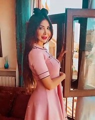 دانا جبر في اطلالة نارية