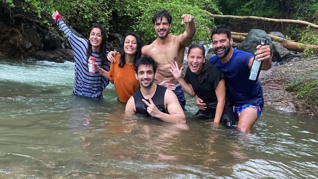 Kumkum Bhagya Off-Screen Masti | Adventure trip of kumkum bhagya Stars Abhi, Pragya | Full Video