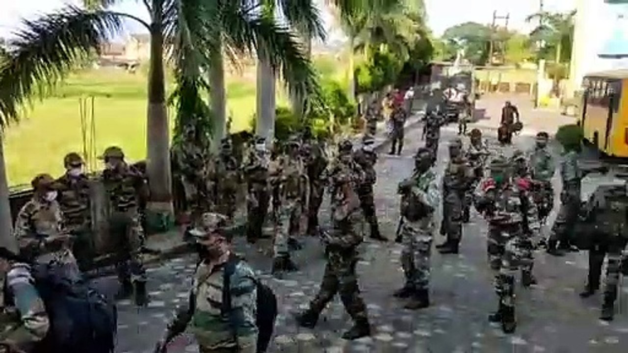ग्राम भौती में बाढ़ में फंसे 61 लोगों को एयरलिफ्ट कर निकाला