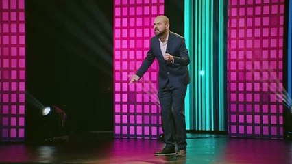 Ricardo Quevedo y el lenguaje de señas en el auto | Los amargados somos más | Netflix