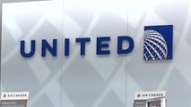 United Ditching $200 Fee On U.S. Flights