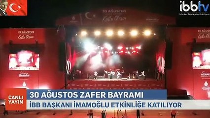 İmamoğlu çiftinden Yenikapı'daki 30 Ağustos etkinliğinde İzmir Marşı