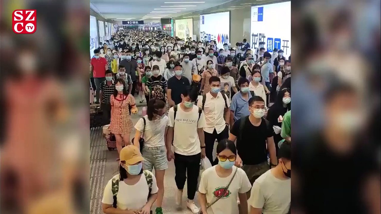 Wuhan'da üniversiteler açıldı
