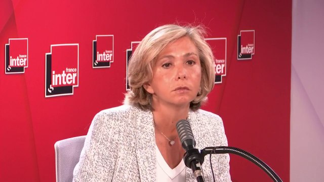 Valérie Pécresse : Île-de-France mobilités a proposé que sur les pertes de recettes des voyageurs, l'État nous concède une avance remboursable. Le passe Navigo n'augmentera pas pour payer une dette Covid.