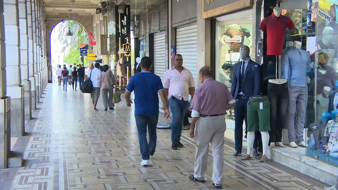 التونسيون يترقبون جلسة منح الثقة للحكومة التونسية المقترحة