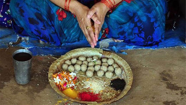 Pitru paksha 2020: श्राद्ध विधि । पिंड दान की विधि । Pind Daan Vidhi । Boldsky