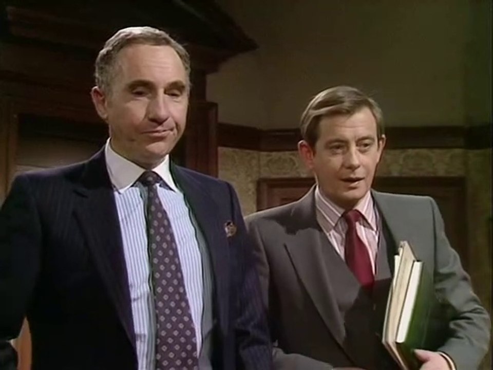 Yes Minister - Season 2 - Ep 07 A Question of Loyalty - 1981 - video