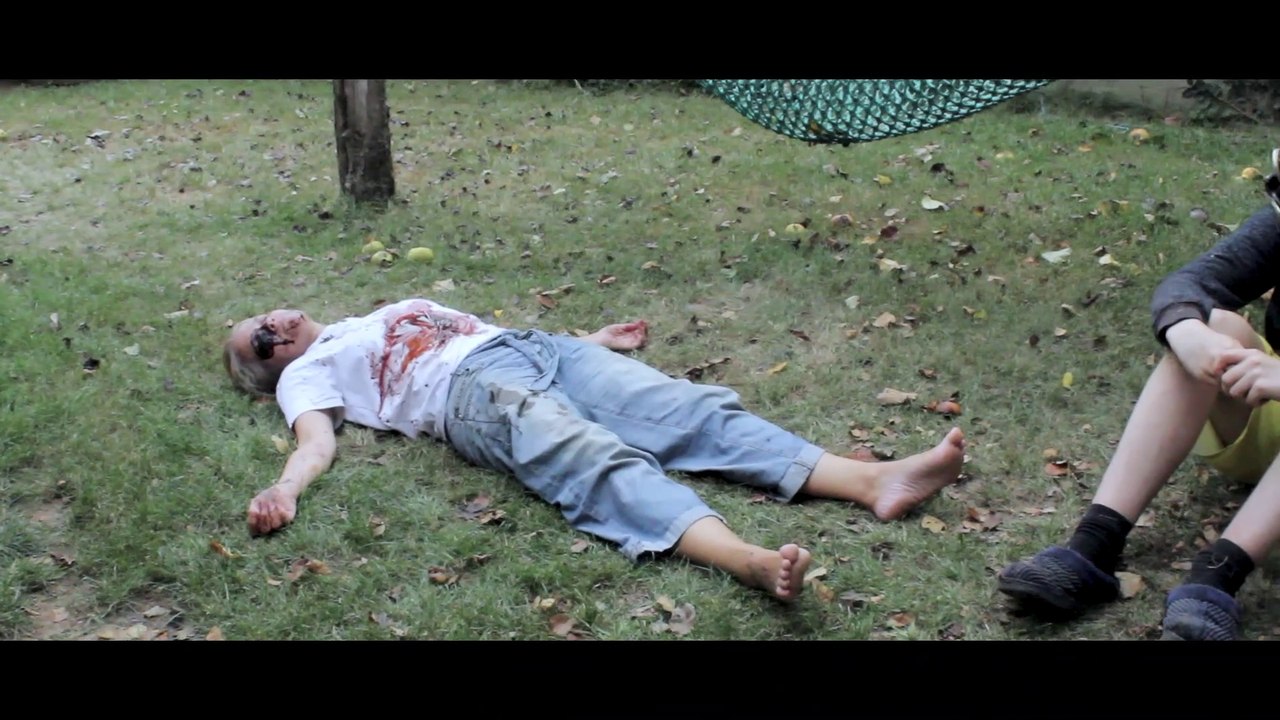 Un día con mi madre zombie | Cortometraje de zombies